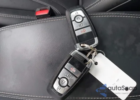 2024 Ford Mustang Mach-E Premium z USA, uszkodzony, nr VIN 3FMTK3R49RMA15391